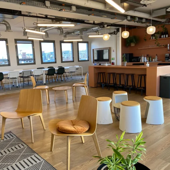 Espace indépendant 550 m² 46 postes Coworking Quai de Valmy Paris 75010 - photo 8