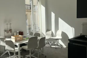 Bureau privé - 75009 - 8 postes - 3200€