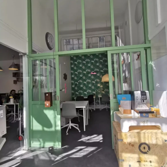 Bureau privé 40 m² 8 postes Location bureau Rue Oberkampf Paris 75011 - photo 4