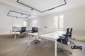 Bureau privé - 75011 - 8 postes - 3887€