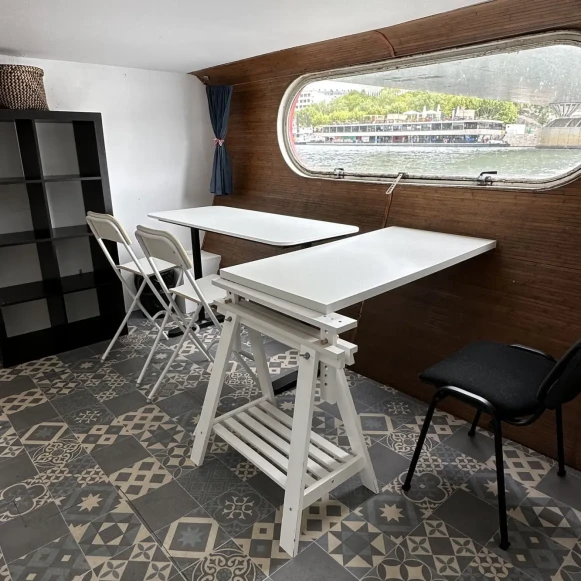 Bureau privé 12 m² 3 postes Location bureau Quai d'Austerlitz Paris 75013 - photo 1