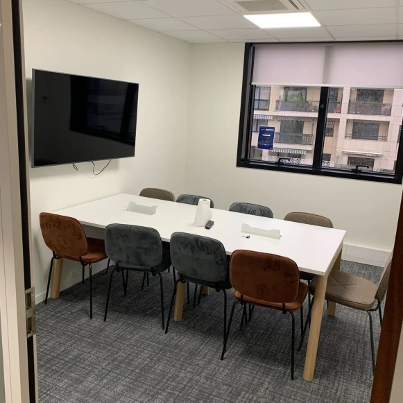 Bureau privé 38 m² 6 postes Location bureau Avenue Georges Pompidou Levallois-Perret 92300 - photo 6