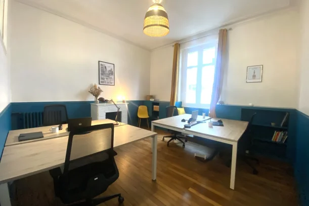 Bureau privé - 44000 - 4 postes - 749€