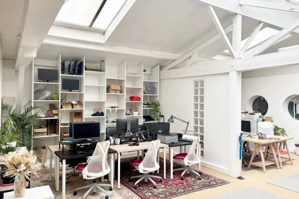 Bureau privé - 75018 - 6 postes - 1200€