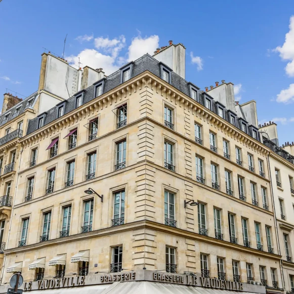 Espace indépendant 170 m² 30 postes Location bureau Rue de la Bourse Paris 75002 - photo 9