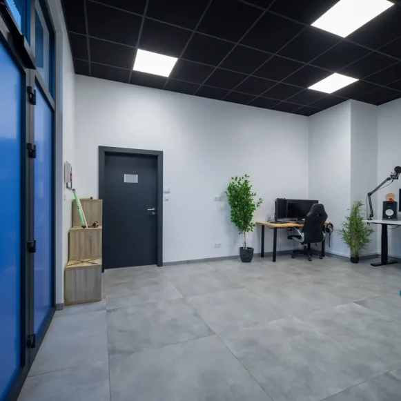 Open Space  6 postes Location bureau Rue du Grand Breuil Remiremont 88200 - photo 4