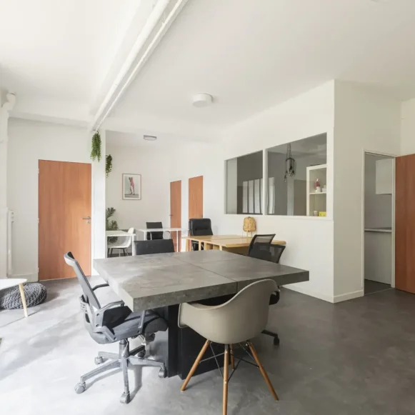 Espace indépendant 80 m² 11 postes Location bureau Avenue Jean Aicard Paris 75011 - photo 2
