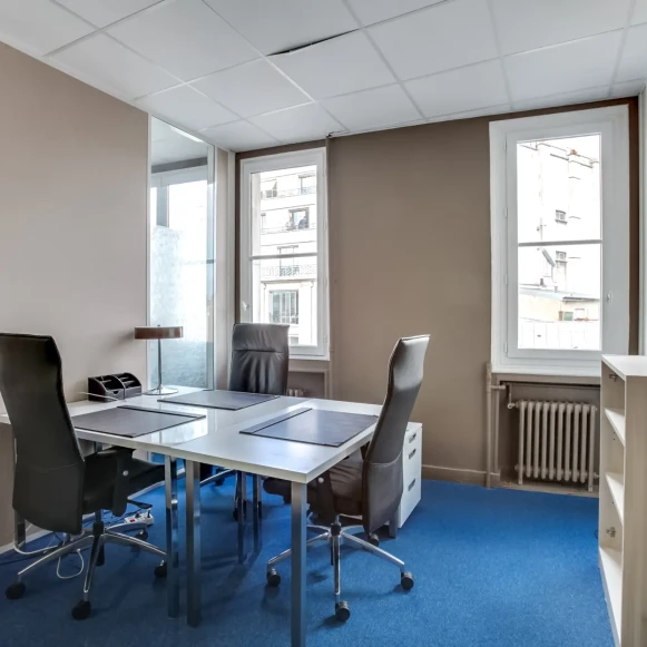 Bureau privé 10 m² 3 postes Coworking Rue Jean Mermoz Paris 75008 - photo 1