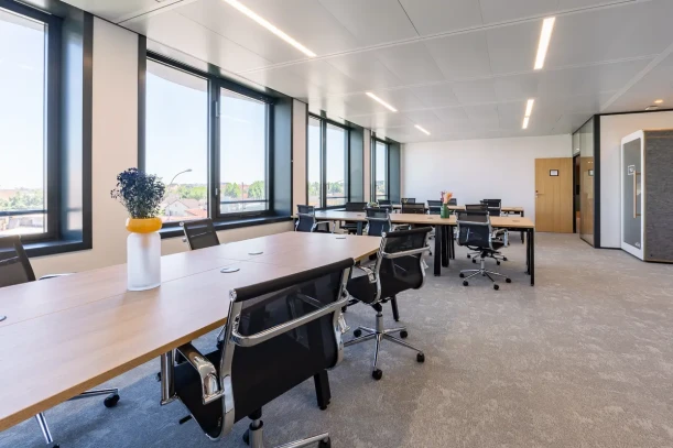 Bureau privé - 94120 - 18 postes - 5400€