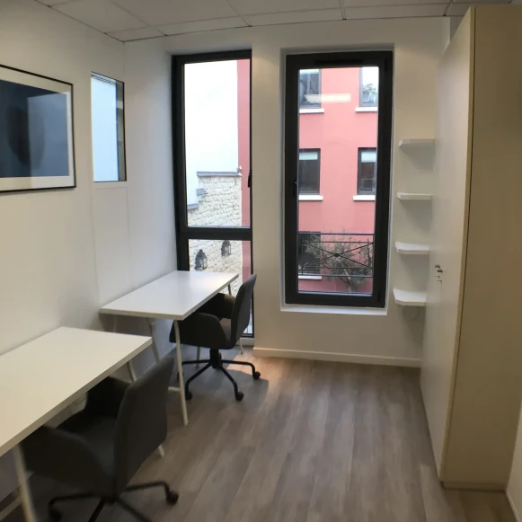 Bureau privé 10 m² 5 postes Coworking Boulevard Victor Hugo Clichy 92110 - photo 6