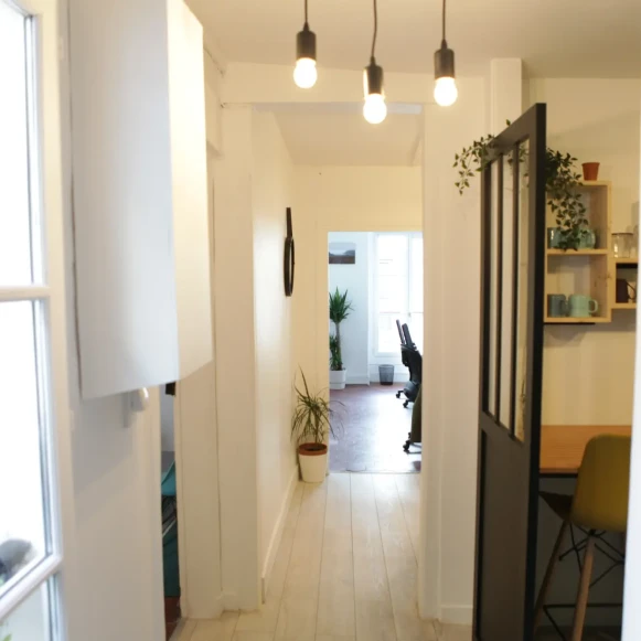 Espace indépendant 84 m² 15 postes Location bureau Rue Commines Paris 75003 - photo 1