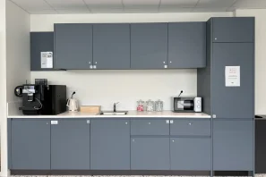 Bureau privé - 01000 - 1 poste - 328€
