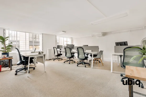 Bureau privé - 75002 - 14 postes - 7000€
