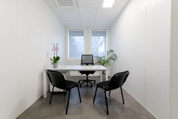 Bureau privé - 94000 - 2 postes - 950€