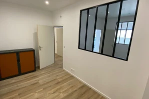 Bureau privé - 93250 - 3 postes - 450€