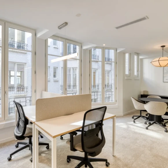 Espace indépendant 431 m² 56 postes Location bureau Rue de Provence Paris 75008 - photo 12