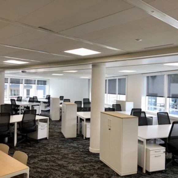 Bureau privé 8 m² 2 postes Coworking Rue du Gouverneur Général Éboué Issy-les-Moulineaux 92130 - photo 9