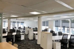 Espace indépendant - 92130 - 100 postes - 395€