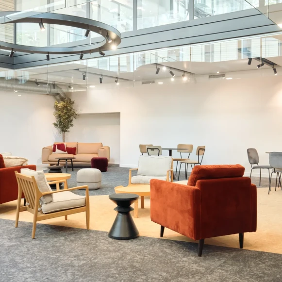 Bureau privé 25 m² 6 postes Coworking Rue du 8 Mai 1945 Clichy 92110 - photo 8