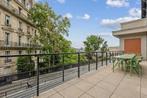 Espace indépendant - 75008 - 384 postes - 300000€