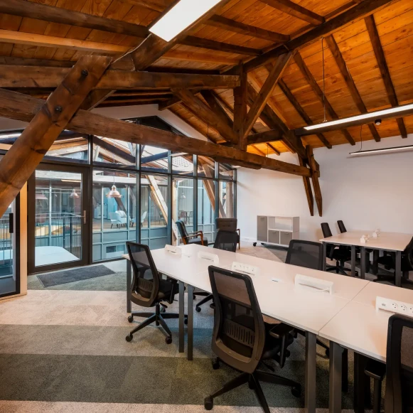 Bureau privé 48 m² 12 postes Location bureau Rue Succursale Bordeaux 33000 - photo 1