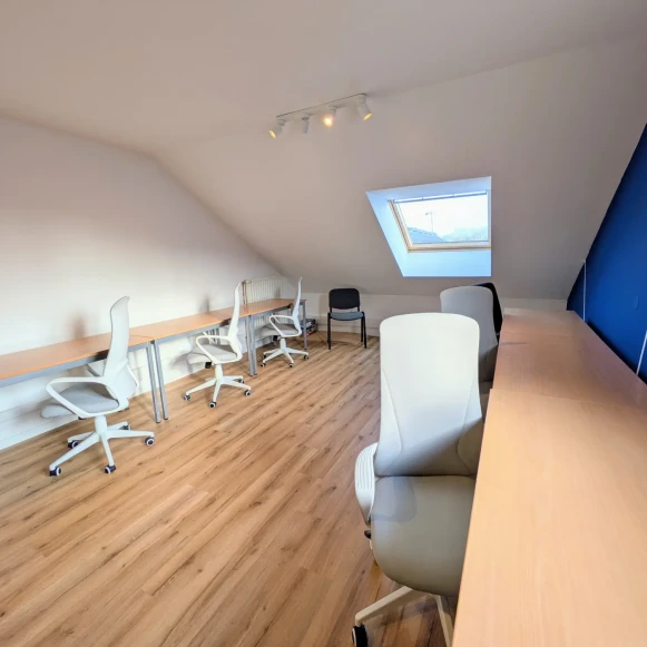 Bureau privé 35 m² 8 postes Location bureau Rue de la Loire Sainte-Luce-sur-Loire 44980 - photo 4