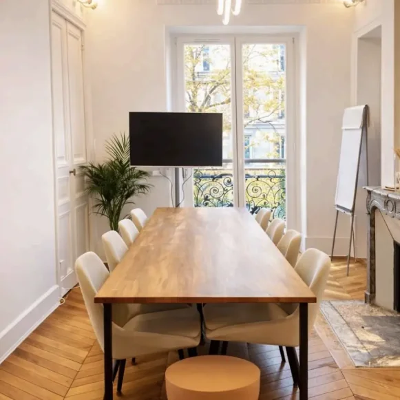 Espace indépendant 128 m² 28 postes Location bureau Boulevard de Sébastopol Paris 75003 - photo 2