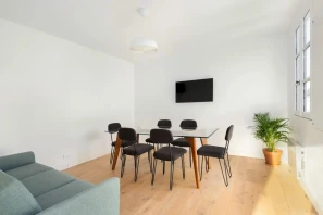 Espace indépendant - 75002 - 12 postes - 5500€