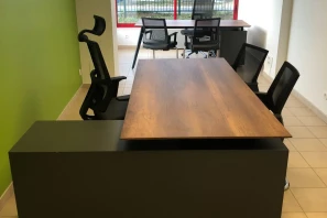 Bureau privé - 51470 - 20 postes - 2700€