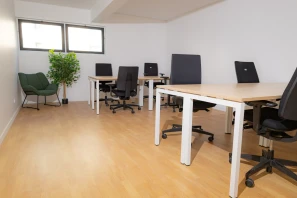 Bureau privé - 75012 - 8 postes - 2400€