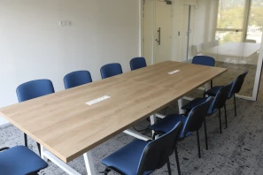 Bureau privé - 38240 - 4 postes - 960€