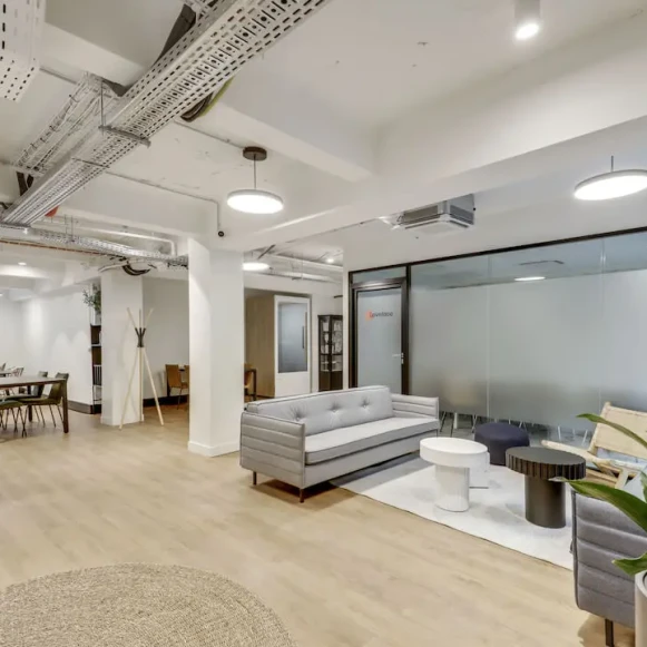 Espace indépendant 660 m² 75 postes Location bureau Rue Poissonnière Paris 75002 - photo 1