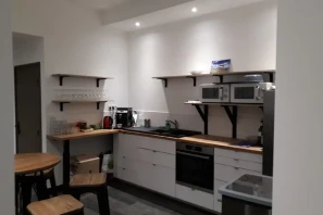 Open Space - 33000 - 6 postes - 199€