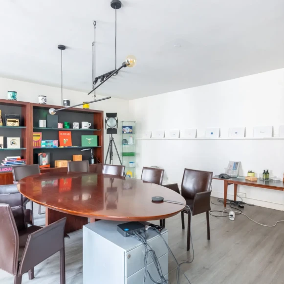 Bureau privé 35 m² 8 postes Location bureau Rue des Jeuneurs Paris 75002 - photo 9