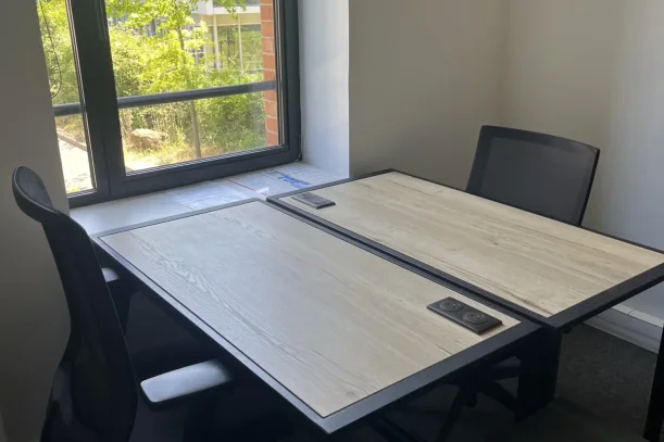 Bureau privé - 69570 - 1 poste - 490€