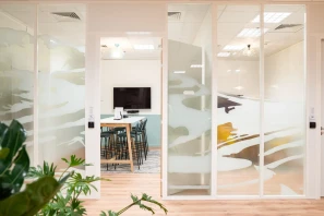 Bureau privé - 92800 - 12 postes - 6240€