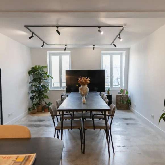 Espace indépendant 40 m² 8 postes Location bureau Rue de Cléry Paris 75002 - photo 2