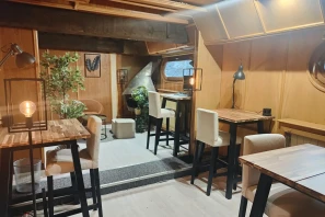 Open Space - 92210 - 9 postes - 300€