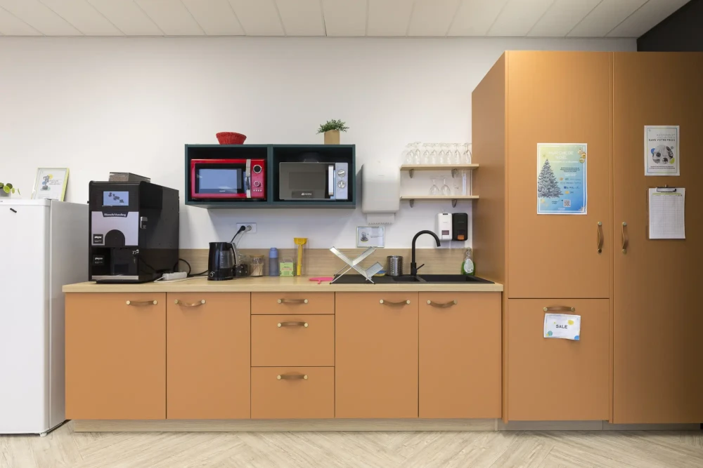 Bureau privé - 69009 - 4 postes - 530€