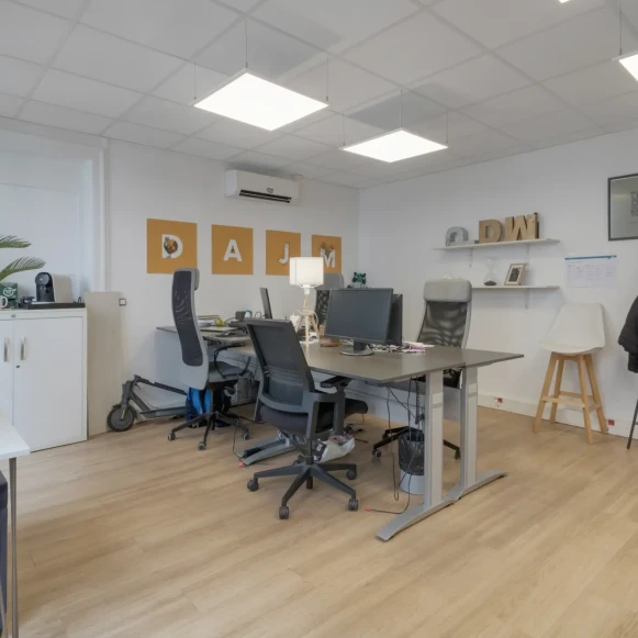 Bureau privé 34 m² 10 postes Location bureau Rue de la Chaussée d'Antin Paris 75009 - photo 9