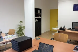 Bureau privé - 93100 - 4 postes - 895€