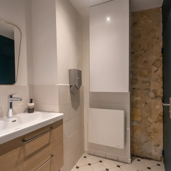 Bureau privé 40 m² 12 postes Location bureau Rue Leyteire Bordeaux 33000 - photo 10