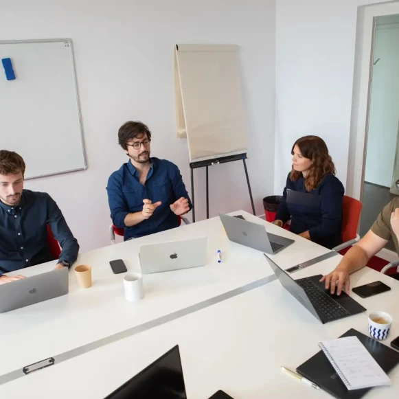 Open Space  4 postes Location bureau Rue René Clair Paris 75018 - photo 10