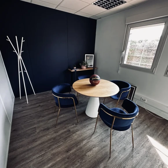 Bureau privé 16 m² 1 poste Coworking Rue de Lourdes Toulouse 31300 - photo 3