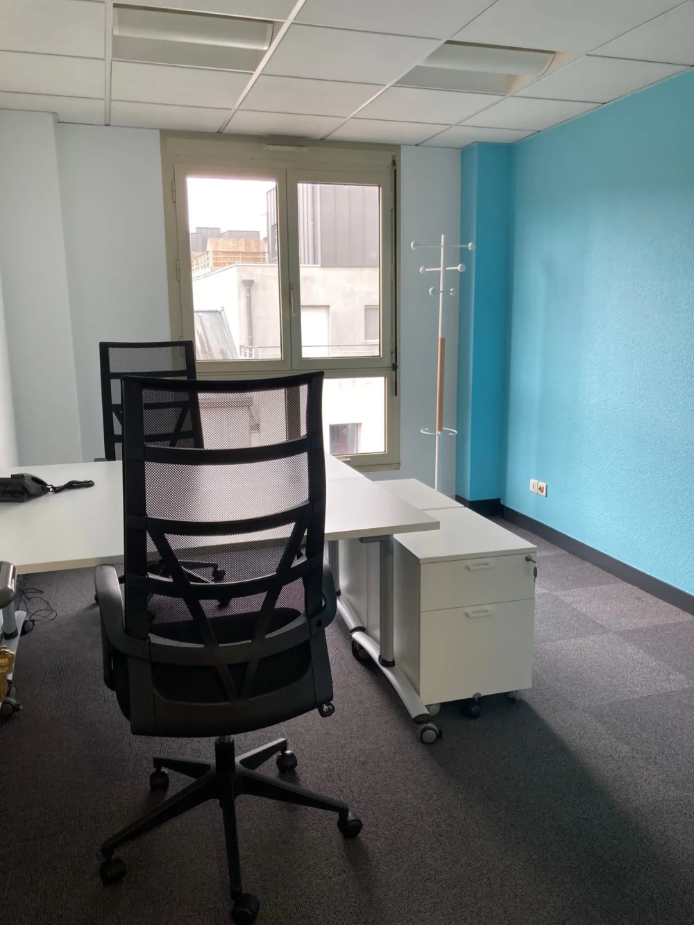 Bureau privé - 44000 - 2 postes - 995€