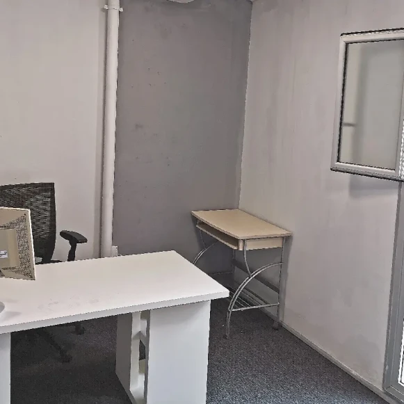 Bureau privé 11 m² 3 postes Coworking Avenue Michelet Saint-Ouen-sur-Seine 93400 - photo 8