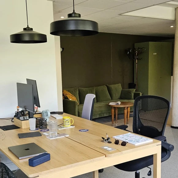 Bureau privé 24 m² 7 postes Coworking Avenue Daumesnil Paris 75012 - photo 3