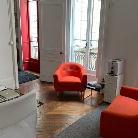 Bureau privé 16 m² 4 postes Location bureau Rue d'Algérie Lyon 69001 - photo 1