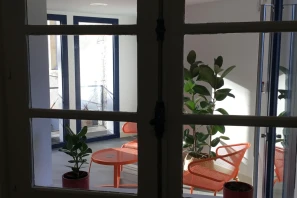 Open Space - 21700 - 8 postes - 263€