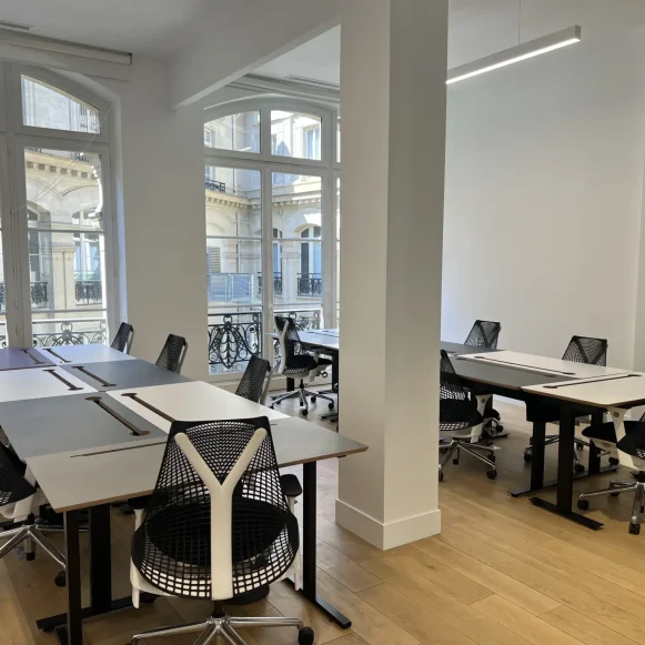 Espace indépendant 312 m² 78 postes Location bureau Avenue de la République Paris 75011 - photo 4